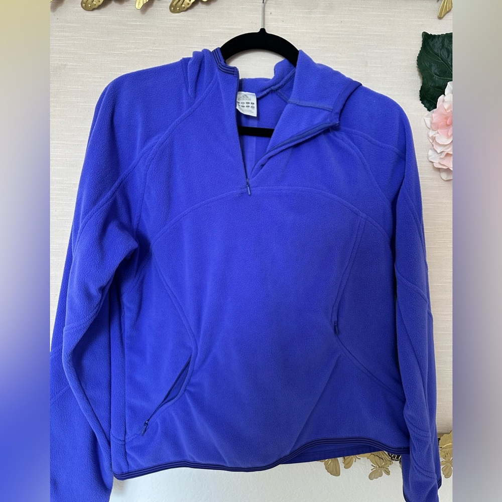 Adidas sweatshirt - Medium